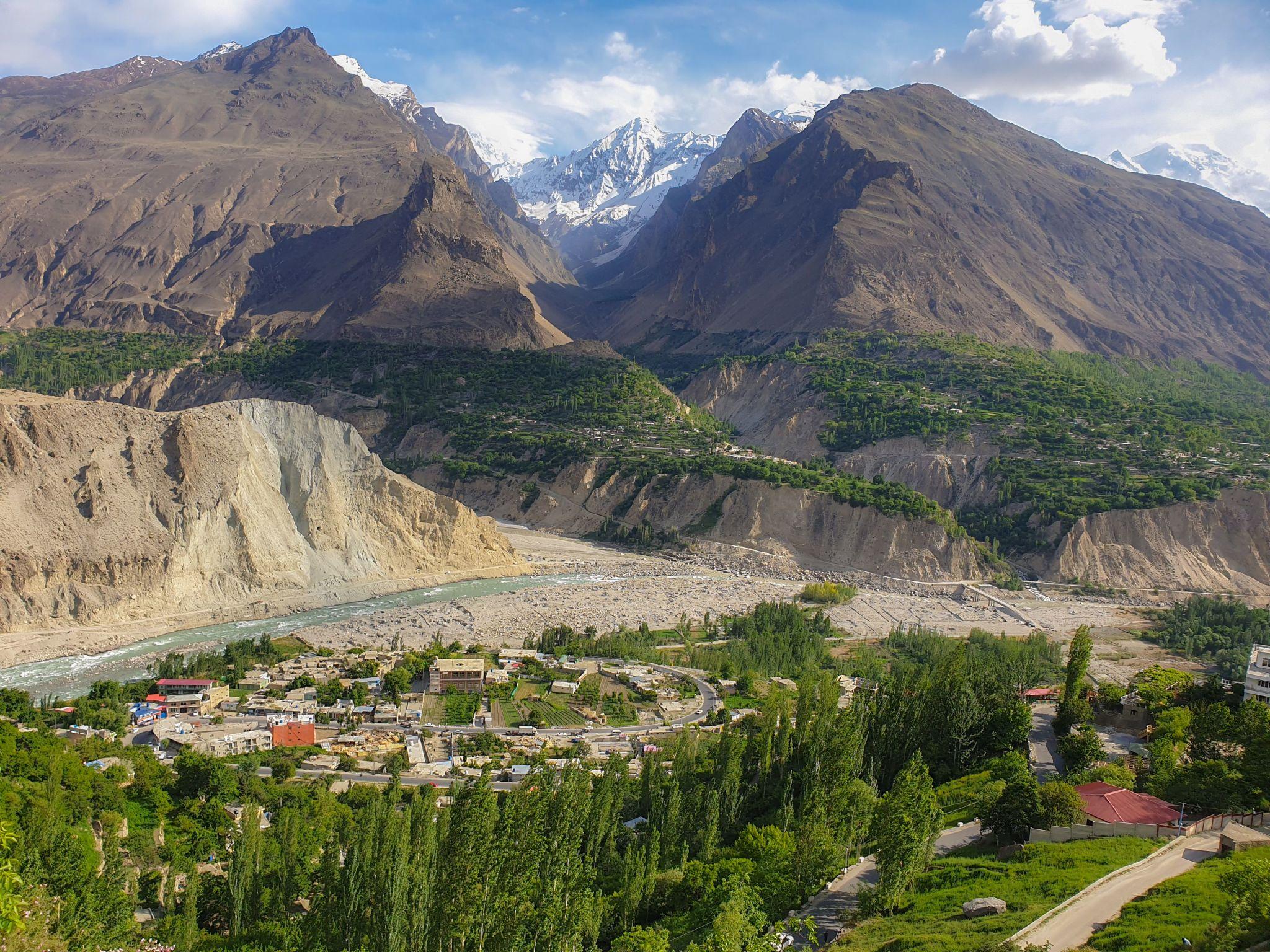Hunza and Skardu Spring Escape – 08 Days Mountain Adventure - Image 1