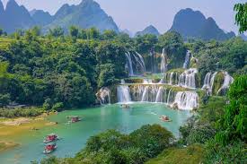 Vietnam Luxury Explorer – Hanoi, Ha Long Bay, Da Nang and Phu Quoc | 9 Nights / 10 Days