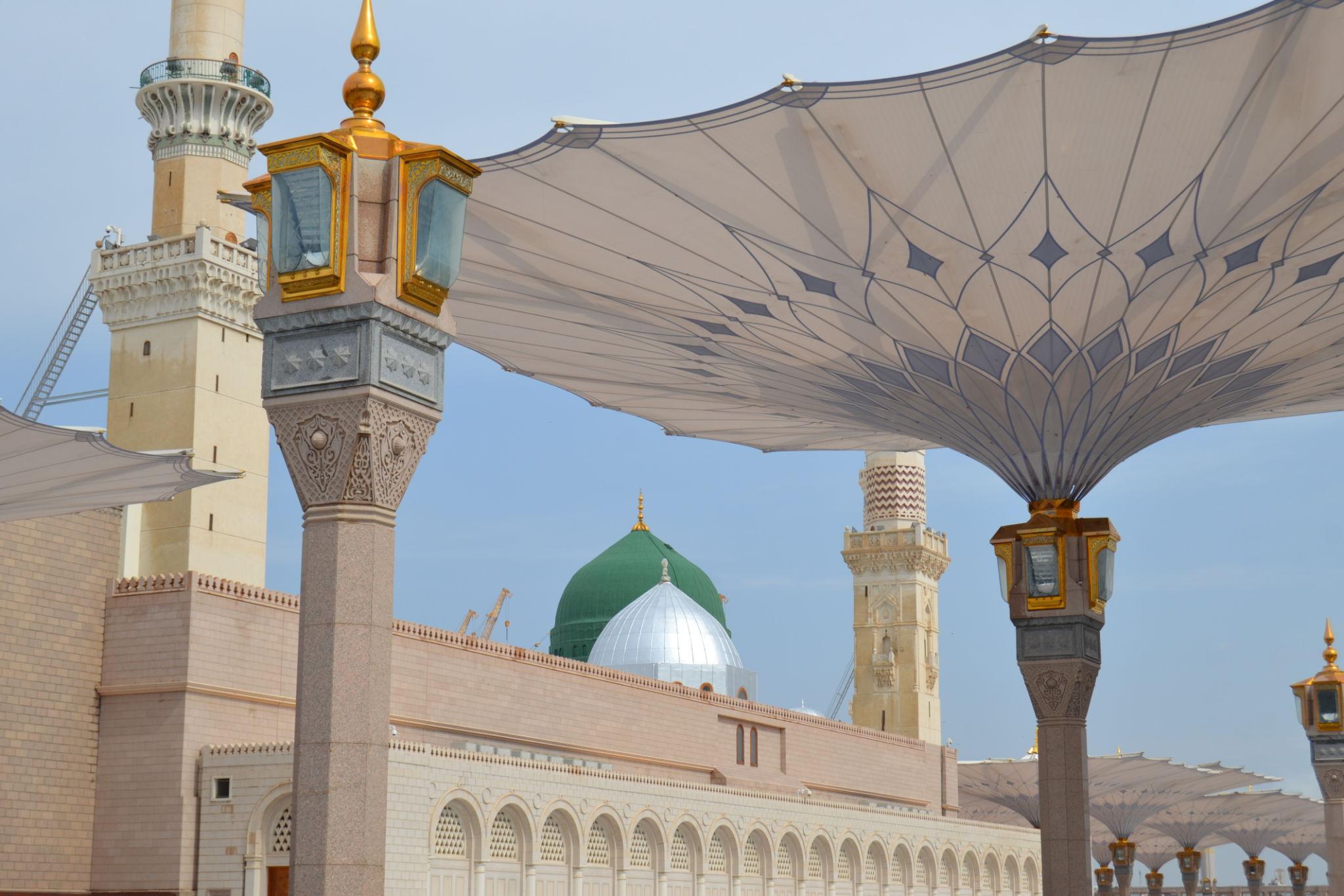 10 Days Premium Umrah Package - Image 1